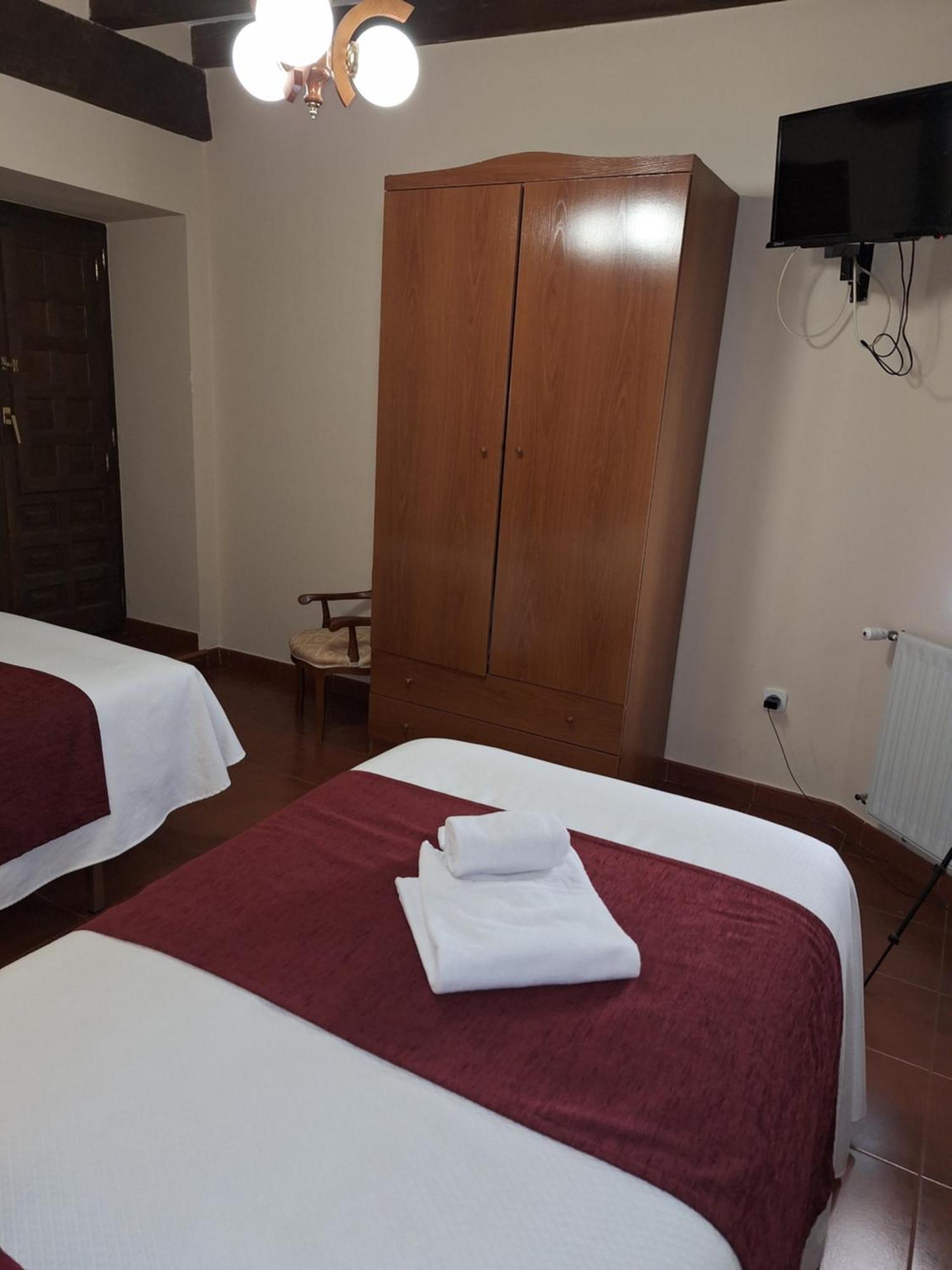 Hostal Rio Duero Молинос-де-Дуэро Экстерьер фото